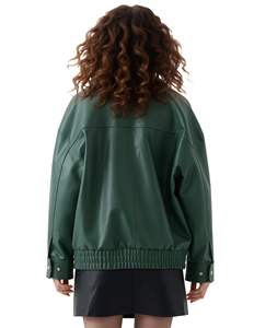 เสื้อแจ็คเก็ตหนังผู้หญิงคุณภาพสูง |   เสื้อแจ็คเก็ตหนังแท้ ดีไซน์หรูหรา ทนทาน ให้ลุคเหนือกาลเวลา - Product Image 2