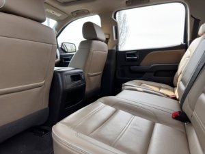 GM_C Sierra 1500 Denali 2018 Usada en Buen Estado - Product Image 6