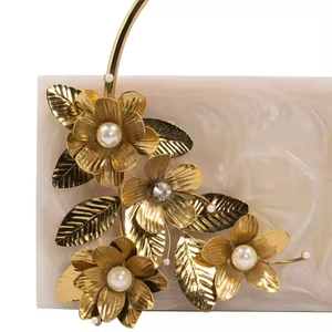 Pochette en résine Unique et à la mode pour les événements du soir par l'artisanat du croissant - Product Image 4