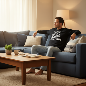 Camiseta promocional de manga larga con chiste sarcástico de "Busy Doing Nothing" - Product Image 3