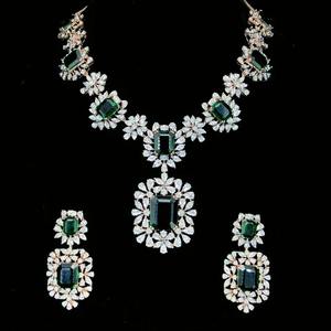 Grand <b>Emerald</b> and Diamond <b>Necklace</b> in 14KT Rose Gold with 47.1 Ct Gemstones and EF VVS Diamonds for Weddings and Luxury Gifting - Product Image 4