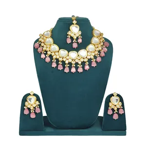 Parure de collier Kundan double couche complexe, plaqué or rouge clair, bijoux raffinés pour mariages, avec zircon et acier inoxydable - Product Image 1