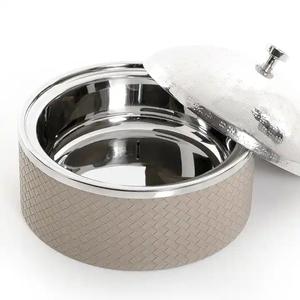 Cazuela de metal de diseño atractivo con tapa Utensilios de cocina de alta calidad para fiestas y eventos - Product Image 4