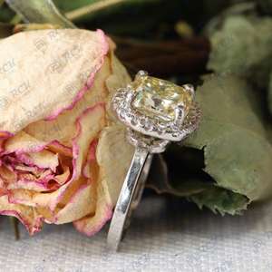 2,80 CTW cojín amarillento corte Halo Moissanite anillo 925 plata esterlina VVS claridad diamante mujer regalo de boda joyería - Product Image 5
