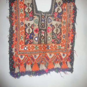 ชุดเดรสอาบายาแนวชนเผ่าของผู้หญิงเสื้อเบลาส์ปักลายกระจกสไตล์วินเทจผ้าปักลายทันสมัย - Product Image 3