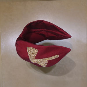 Chapeau en velours brodé artisanal de luxe, design royal traditionnel, couleurs personnalisées disponibles, bandeaux en tissu de velours de haute qualité - Product Image 4