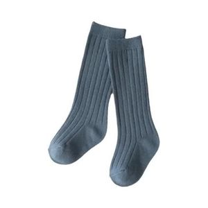 Chaussettes pour enfants Joy Move en coton doux, conçues avec un tissu extensible respirant pour un port quotidien confortable, multicolores - Product Image 4