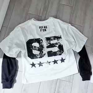 T-shirt raglan à manches longues et à épaules tombantes de grande taille, à col rond, délavé, à double épaisseur, avec design personnalisé et délavé au soleil, à vendre - Product Image 2