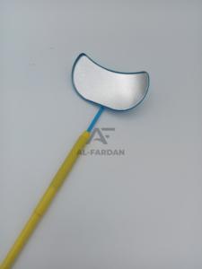 Pinzas de pestañas de acero inoxidable sólido con logotipo personalizado de alta calidad con mango de espejo con forma de corte de luna de dos tonos - Product Image 4