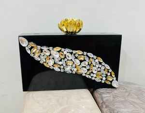 Bolso de Mano de Resina Ecológica Hecho a Mano de Alta Calidad con Diseño Personalizable Estilo Amor para Mujeres y Niñas - Product Image 1