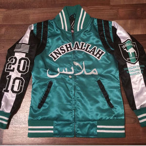 Chaqueta de piloto universitario personalizada para hombre, chaqueta de bombardero de béisbol universitaria de seda satinada bordada para hombre - Product Image 6