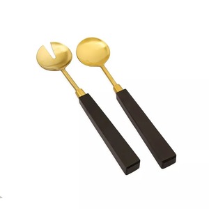 Juego de cucharas de cocina con acabado plateado, precio de fábrica directo de los fabricantes, mango de diseño en relieve de acero inoxidable - Product Image 5