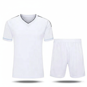 Maillot de football de sublimation de qualité supérieure en gros, uniforme de football personnalisé, vêtements d'équipe, 100% polyester, séchage rapide, fournisseur d'usine - Product Image 1