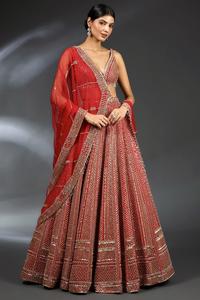Lehenga Choli multicolore sur mesure avec broderie à la main pour les fêtes et les mariages, collection indienne, fabriqué en gros - Product Image 6