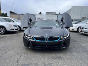 BMW I8 2015, Tracción en las Cuatro Ruedas, 2 Puertas, Coupé, Manual/Automático, Asientos de Cuero, Motor Turbo, Combustible Eléctrico, Neumáticos R16, Usado, Volante a la Izquierda, Cámara Trasera - Product Image 3