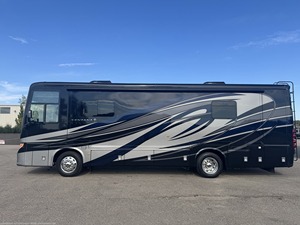 Fournisseur de camping-car d'occasion Thor Motor Coach Com pass 24TF Classe B+ modèle 2018 à vendre - Product Image 6