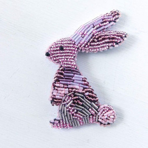 Broches de alambre de lingotes de nuevo diseño de la mejor calidad, broches de cuentas al por mayor a precio bajo, hermoso broche de conejito de Pascua a la moda #00725 - Product Image 1