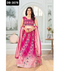 Tenue de mariage traditionnelle indienne semi-couturée en Chinon, Lehenga Choli avec broderie de sequins et ensemble Dupatta pour femme - Product Image 1