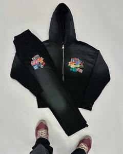 Conjunto de Sudadera con Capucha y Cremallera para Hombre, de Venta Caliente, Personalizado, de Peso Pesado, con Parches y Bordados Desgastados, y Pantalones de Chándal Unisex Acampanados - Product Image 6