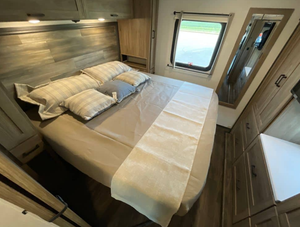 2020 2022 2023 2025 2024 Winnebago S-u-n-s-t-a-r 33K Rvs Camper Motorhomes Travel Trailer - Product Image 3