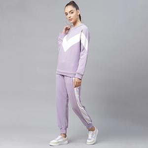 Trajes Deportivos de Alta Calidad para Mujer, Estilo Nuevo y Deportivo, Ropa Casual de Alta Calidad a Precios de Mayoreo - Product Image 4
