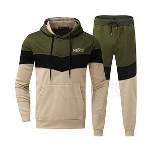 Ensemble de survêtement à capuche pour homme, séchage rapide, imprimé uni, respirant, grandes tailles, logo personnalisable, écologique, options de vente en gros et OEM - Product Image 1