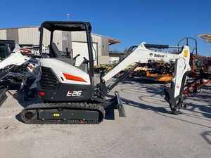 Miniexcavadora 2024 E26 de fácil mantenimiento, minimaquinaria de construcción con motor de bomba de engranajes PLC-¡Compre ahora! - Product Image 2