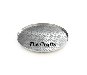 Bandeja para servir de Color azul y blanco de hierro de diseño fabuloso con utensilios de cocina en forma de corazón Bandeja para servir chocolate a la venta - Product Image 4