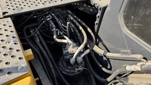 Excavatrice de chantier VOLVO 210 EC210 d'occasion, faible nombre d'heures de fonctionnement, en bon état, 21 tonnes, à vendre - Product Image 6