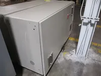 Condensador AA4G100B4AF Auto Bank 100 KVAR 4803Ph 60Hz 1 Enclosure PLC