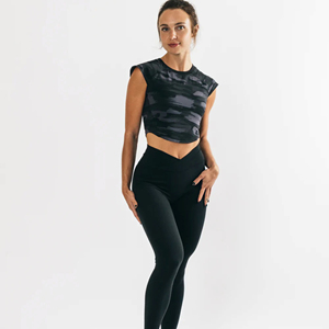 Rendimiento Fit 95% algodón 5% Spandex Cap mangas raglán en forma de Equipo de Mujer de lona negro camuflaje Scoop bajo cultivo T-Sh - Product Image 5