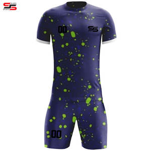 Camiseta de entrenamiento de fútbol, kit de camiseta de fútbol personalizado, chándal de fútbol, ropa deportiva, uniforme de fútbol sublimado - Product Image 1