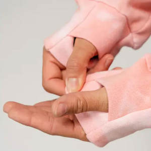 2024 nouveauté femmes haut court sweats à capuche haute qualité personnalisé Logo impression respirant polaire matériel léger Plus - Product Image 5