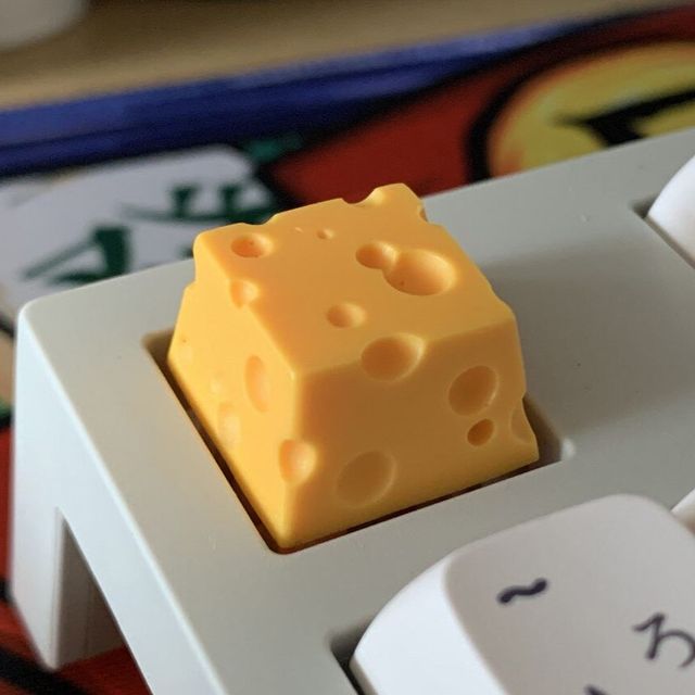 Wholesale Yellow ESC KeyCaps Cheese Cake Resin Artisan Keycaps for Game Computer Mechanical Keyboard
