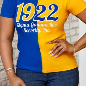La Mitad de oro azul 1922 Chenille Tee Sigma Gamma Rho Sorority Apparel bordado letras griegas Classic Sorority T Shirt - Product Image 2