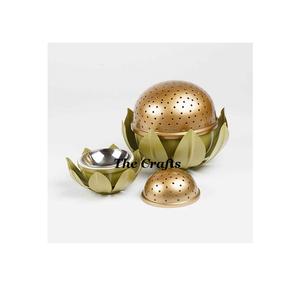 Unique Design Bakhoor <b>Oud</b> <b>Burner</b> In Iron Olive Green And Gold Color Incense <b>Burner</b> For Home Fragrance Use - Product Image 1