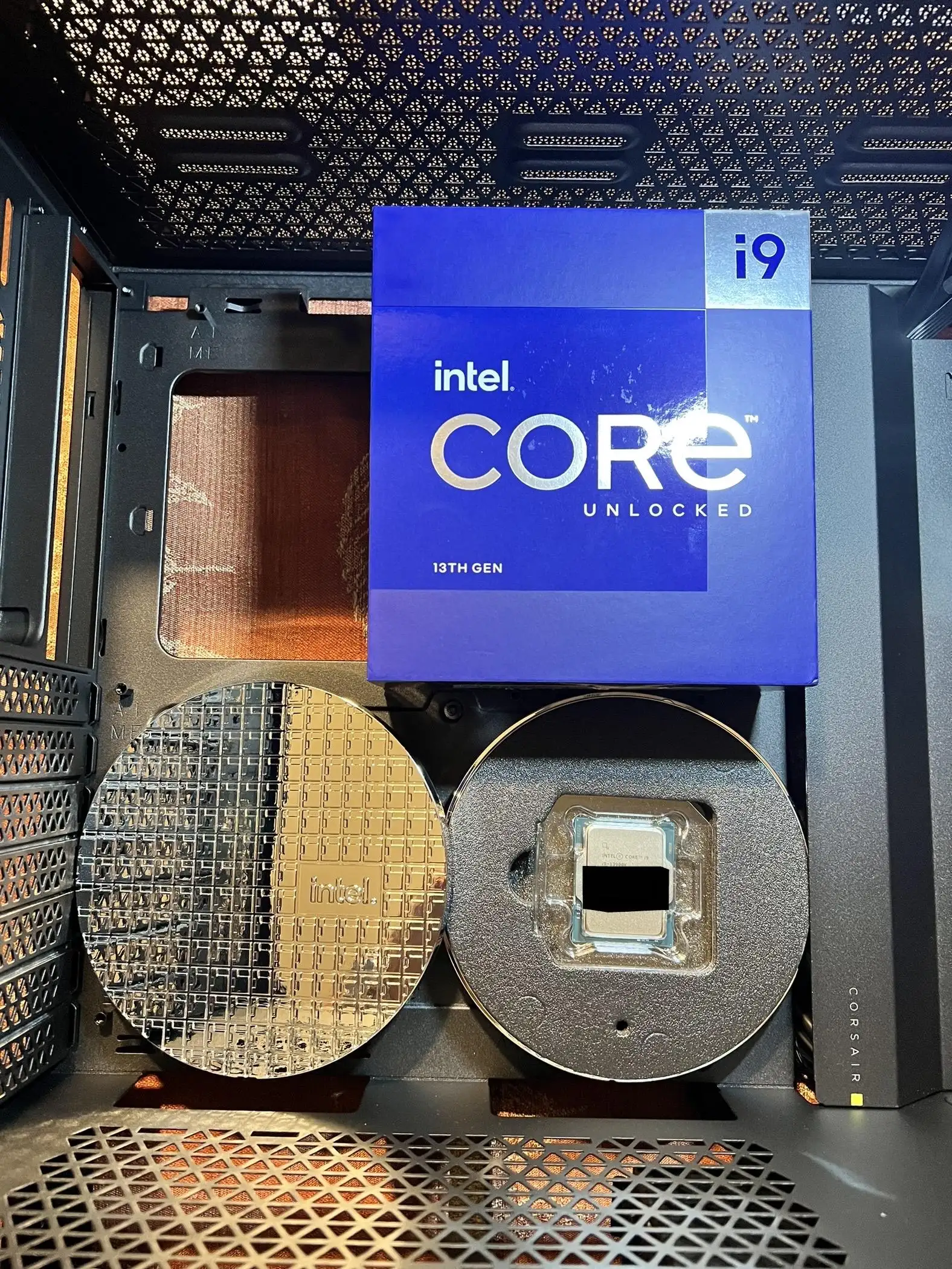 Untuk i9-13900K Intel Core 5.8 GHz prosesor Desktop Gaming 24 Core (8 p-core + 16 e-core) dengan grafis terintegrasi-Unlocked