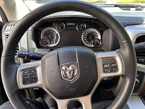 UTILISÉ LHD/RHD 2018 RAM 3500 LARAMIE 4X4 - Product Image 2