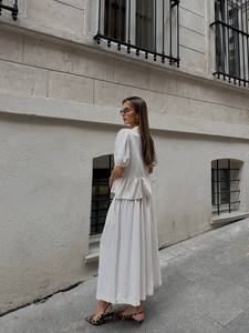 Robe d'été midi élégante à fleurs avec bretelles à nouer Tissu doux et léger pour un usage quotidien ou à la plage - Product Image 4