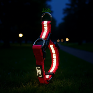 Collier pour animaux de compagnie bicolore avec bandes réfléchissantes pour les promenades en extérieur et la visibilité - Product Image 3