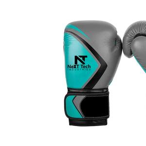 Gants de boxe Tech New Style avec design personnalisé et logo personnalisé Suivant - Product Image 3