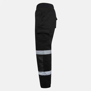 Joggers de carga de ajuste casual para hombre con cierre de cordón de cintura ajustable y construcción de bolsillo duradera - Product Image 2