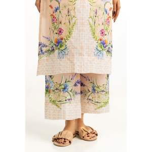 Ensemble coordonné bohème pour femmes en tissu cambric imprimé pêche, hauts à manches trois-quarts et shorts pour le bureau au printemps/été - Product Image 2