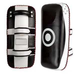 Fairtex เป้าซ้อมเตะหนัง PU แบบอัปเกรด,สำหรับมวยไทย - Product Image 1