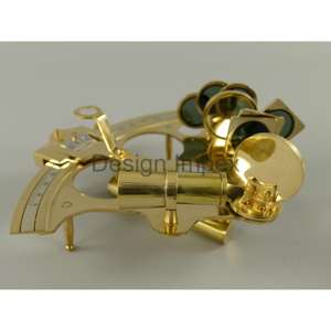 Sextante de lujo Souvenir Regalos náuticos Superventas Sextante dorado hecho a mano Decoración del hogar Artículos interiores Precios al por mayor - Product Image 4