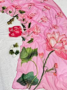 Beautiful Soft <b>Star</b> Georgette Silk Quick Dry Party Wear <b>Mirror</b> Work Saree Collection for Graduation - Product Image 6