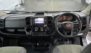 Autocaravana de lujo Sunlight A68 2024 con 6 plazas, caravana familiar en venta - Product Image 5