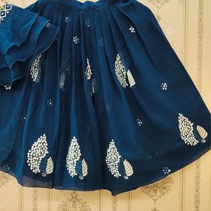 ชุดเลเฮนกาโชลีปักลายชอริยัมแฟชั่นรามา สำหรับเด็กผู้หญิง คุณภาพดี ชุดพื้นเมือง ยาวกรอมพื้น ทรงปกติ เหมาะสำหรับงานปาร์ตี้และงานแต่งงาน - Product Image 3