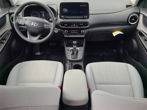 SUV Crossover Compacto 2024 con Asientos de Cuero, Ruedas R18, Tracción Delantera y Diseño Moderno Co-Desarrollado - Product Image 2