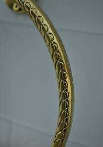 Anillo de toalla redondo Orbital Glide Diseño de metal dual de latón y aluminio de primera calidad para la elegancia del baño moderno - Product Image 6